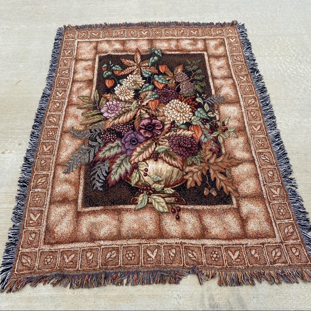 Tapestry throw blanket colorful floral arrangement